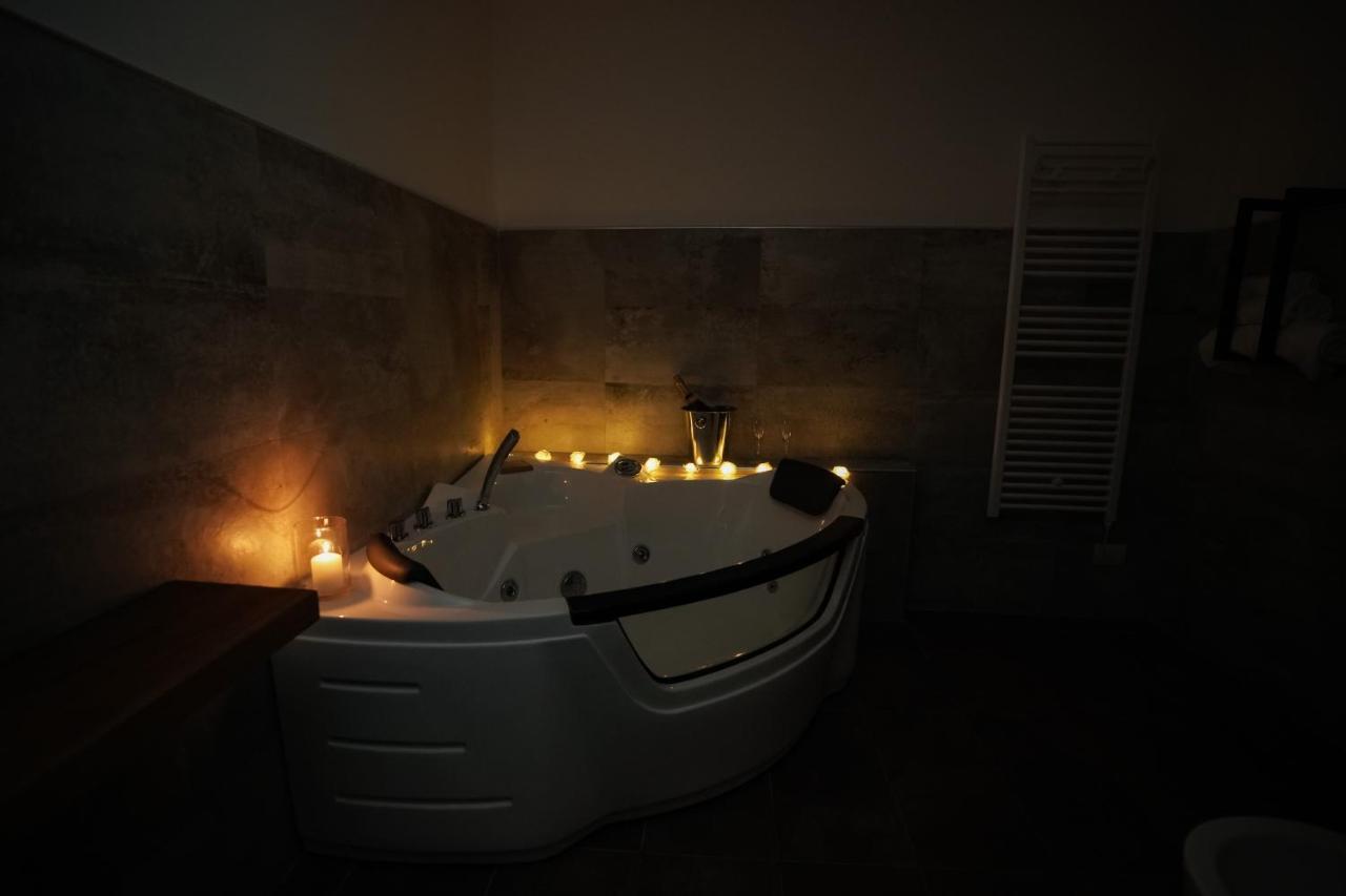 Bed and Breakfast Dimora La Fuga Zollino Екстер'єр фото